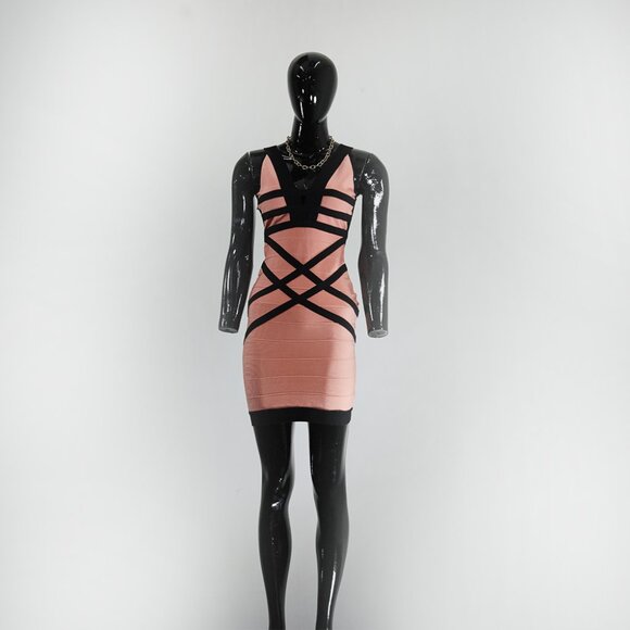 👗 Trendsetter Alert: Misslook Peach & Black Crossover Bandage Dress - Picture 1 of 6